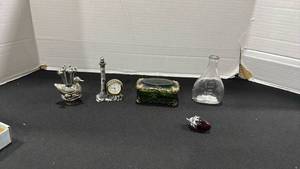 lot 1057 image: Vintage emerald-green glass and ornate gold-tone trinket box, pewter duck shaped cocktail pick holder with picks, and more
