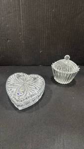 lot 1082 image: Bohemia 24% lead crystal heart shaped trinket dish and more
