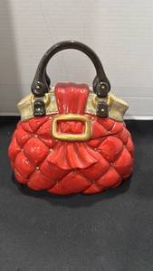 lot 1106 image: YuYu ceramic red handbag cookie jar 9 inches tall