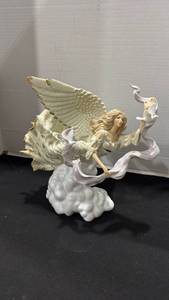 lot 1109 image: Lenox millennium spirit porcelain angel figurine 11 inches tall with COA
