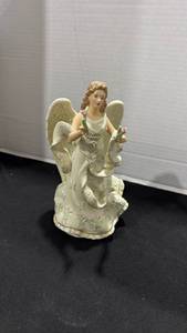 lot 1110 image: Lenox Angel of the Garden porcelain angel figurine 9 inches tall with COA