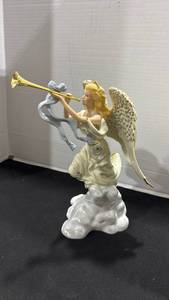 lot 1113 image: Lenox Millennium Herald porcelain angel figurine 12 inches tall with COA