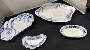 lot 1124 image: Delft blue oval dish with other blue and white serving platers