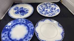 lot 1130 image: Flow blue porcelain plates