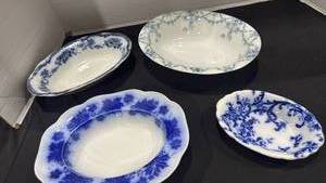 lot 1132 image: Flow blue and other porcelain bowls