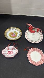 lot 1144 image: 4-Piece Decorative Ceramic Plate and Ornament Set with Gold Rim and Red Accents