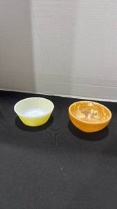 lot 1146 image: Fire king Peach Lustre and yellow and white bowls