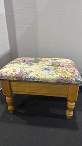 lot 1190 image: Wooden storage footstool with floral tapestry upholstered lid 10x15x11