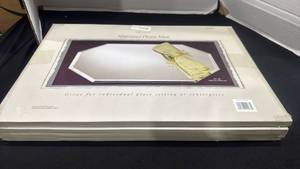 lot 1194 image: 4 mirrored place mats