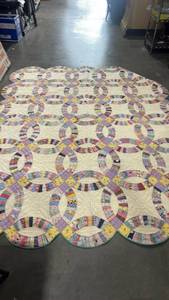 lot 1212 image: Quilt 92.5x75 some small stains