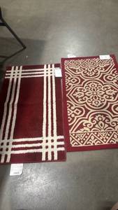 lot 1224 image: Threshold accent rug and kitchen mat 34x20