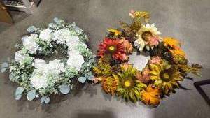 lot 1240 image: Wreaths both about 20 inches in diameter