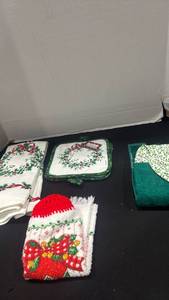 lot 1258 image: Christmas towels, and pot holders