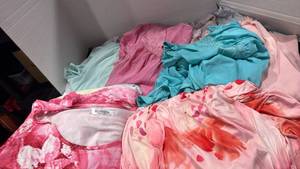 lot 1295 image: Night gowns 1x&3x