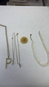 lot 1604 image: Necklaces and pin