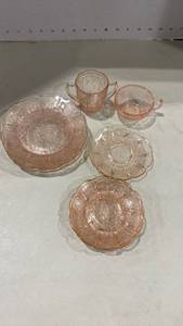 lot 2009 image: Vintage pink depression glass childrens tea set in Cherry Blossom