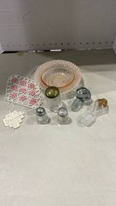 lot 2015 image: Vintage glass shaker with metal lid, salt and pepper with metal lids, pink glass bowl and more