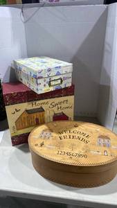 lot 2027 image: Decorative storage boxes, oval approx 12x16in