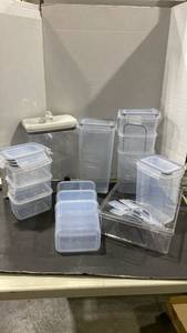 lot 2046 image: Plastic storage containers, different sizes with lids that fit all