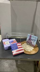 lot 2062 image: Paper napkins and guest towels with lazy susan and more