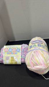 lot 2257 image: Yarn
