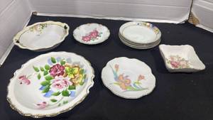 lot 2349 image: Assorted porcelain dishes