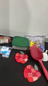 lot 2356 image: Tupperware dish, butter hub and more