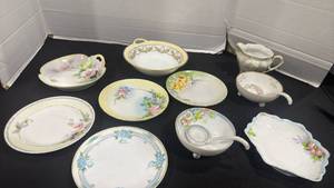 lot 2372 image: Hand painted Nippon and other porcelain dishes