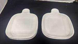 lot 2374 image: Corning Ware Square Snack Grab-It Plate