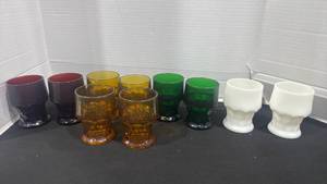 lot 2384 image: Vintage Anchor Hocking Georgian Honeycomb pattern in various colors