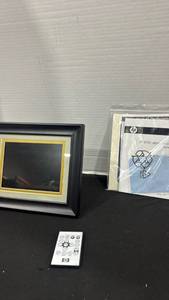 lot 2450 image: HP digital picture frame with remote
