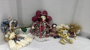 lot 2461 image: Lot of 6 Decorative Handmade Dolls with Fabric Clothing and Wings