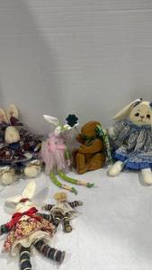 lot 2463 image: Handmade Bunny Dolls Lot