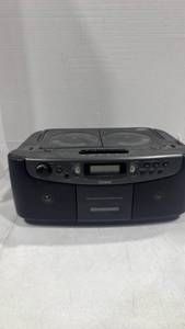 lot 2471 image: Casio CD-700DS Dual CD Radio Cassette Recorder