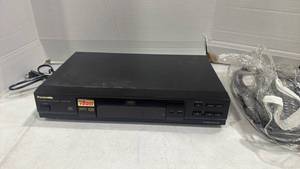 lot 2472 image: Panasonic DVD-RV30 DVDVideo CDCD Player Hi-Speed Scan with cords and remote