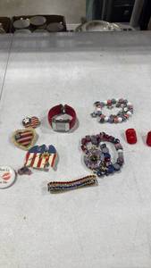 lot 1625 image: Womens jewelry