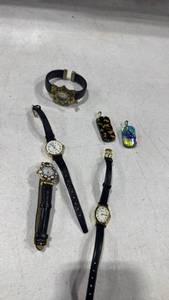 lot 1643 image: Watches and pendants