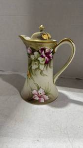 lot 2524 image: Hand painted Nippon coffee pot