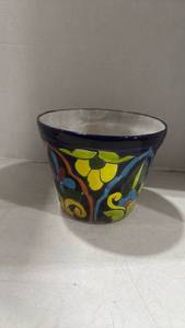 lot 2532 image: hand-painted ceramic Talavera planter made in Mexico 6.5