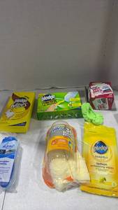 lot 2559 image: Cleaning Supplies Lot Pledge Wipes Refills Swiffer Home Sense 6 Piece