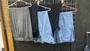 lot 2605 image: Ladies jeans and long pants, size XXL