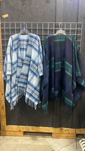 lot 2620 image: Ladies shawls