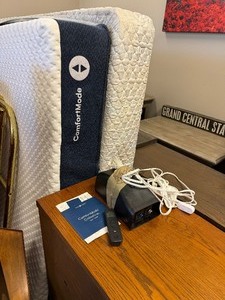 lot 823 image: Queen size Comfort Mode boxspring and air assisted mattress with remote