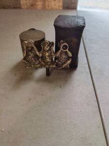 lot 130 image: Three Monkey Figurine Screw-Top and two metal blocks