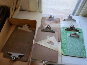 lot 186 image: Clipboard Lot  Units with Metal Clips and Bases