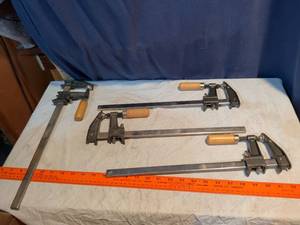 lot 223 image: Mayes Brothers Tool Mfg Company Bar Clamps Set 4 Piece