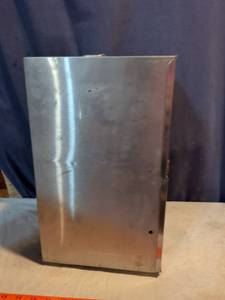 lot 225 image: Metal Storage Box with Latch and Handle