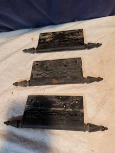 lot 255 image: 3 Ornamental Door Hinges with Decorative Mounting Plates