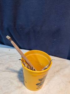 lot 258 image: Kemper Cleanup Tool Wood Handle Carving Set Yellow Bucket