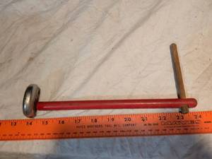 lot 264 image: Pipe Cutter with T-Bar Handle approx 12 in Overall Length